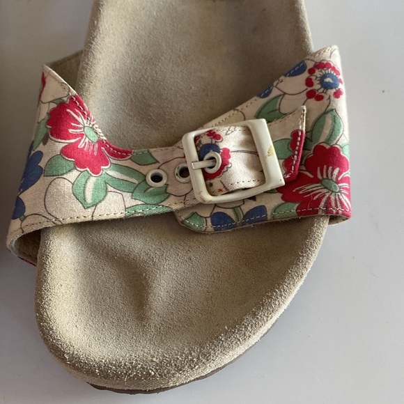 Boden Red and Blue Sandals Slide-Style Floral Comfort - Picture 2 of 4